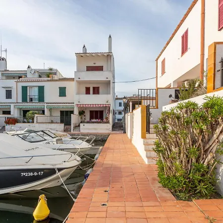 Port Currican By Interhome Semesterbostad Empuriabrava