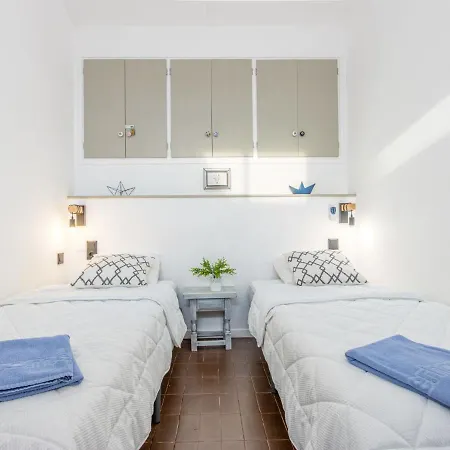 Port Currican By Interhome Empuriabrava